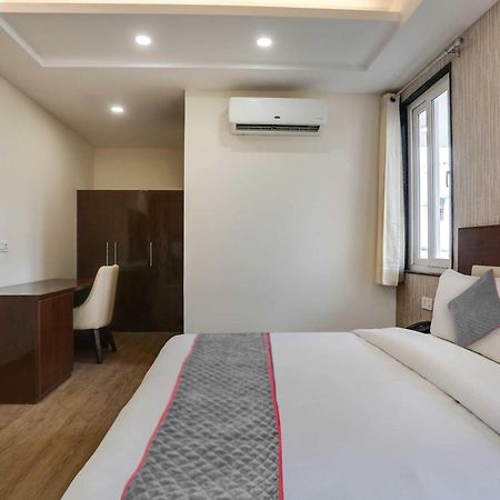 Townhouse The Adore Inn Gurgaon Ngoại thất bức ảnh