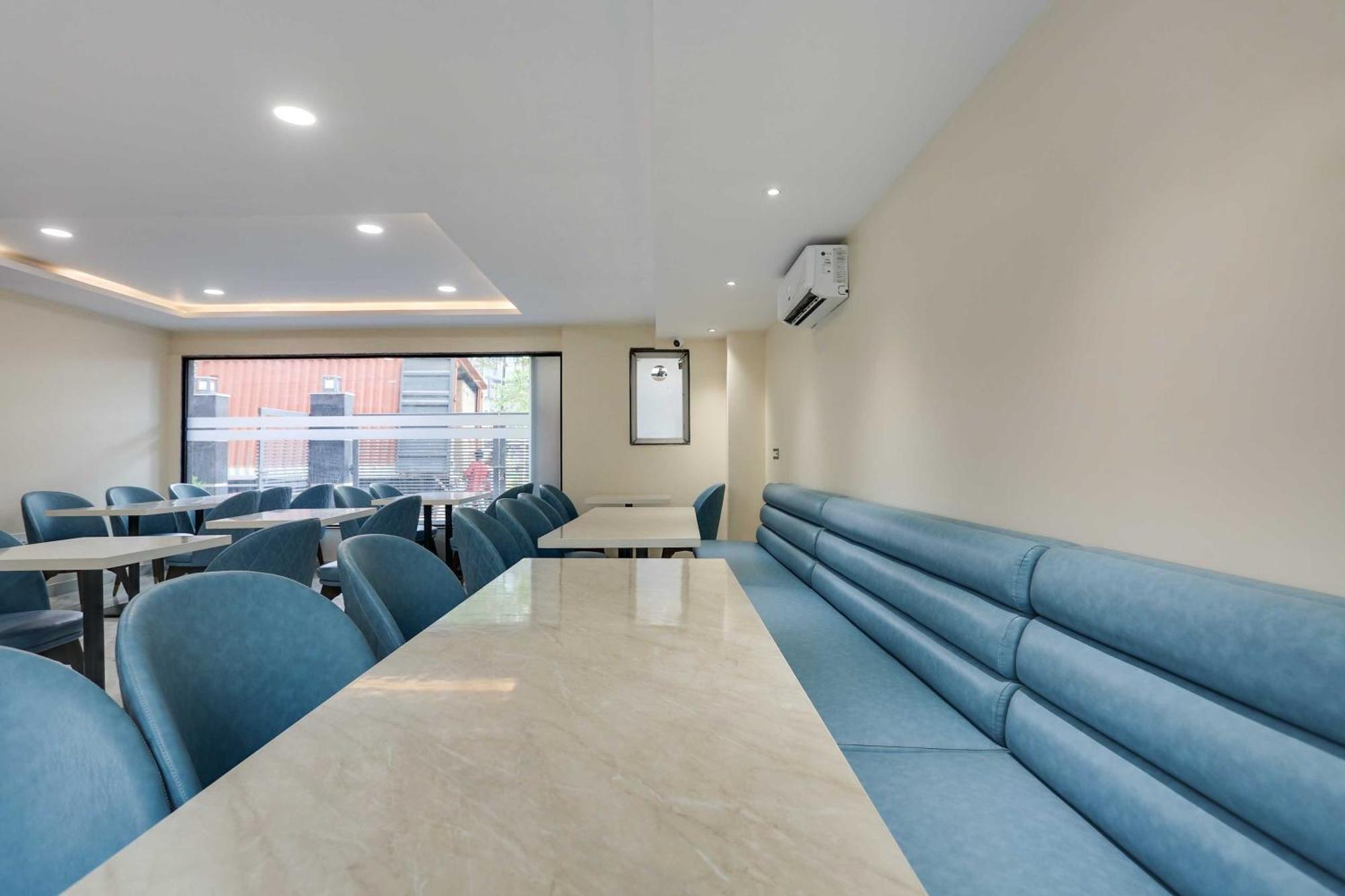 Townhouse The Adore Inn Gurgaon Ngoại thất bức ảnh